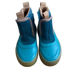 Vans Kids Blue and Tan Boots